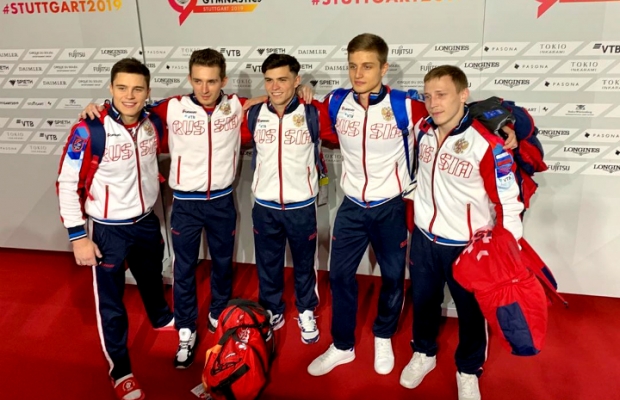Никита Нагорный в составе сборной России по спортивной гимнастике выиграл золото ЧМ в командном многоборье